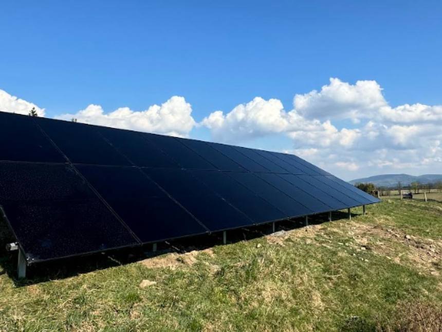 Instalacja fotowoltaiczna 10 kW na konstrukcji gruntowej